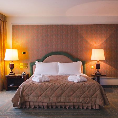 Grand Hotel Excelsior Реджо-ди-Калабрия Экстерьер фото